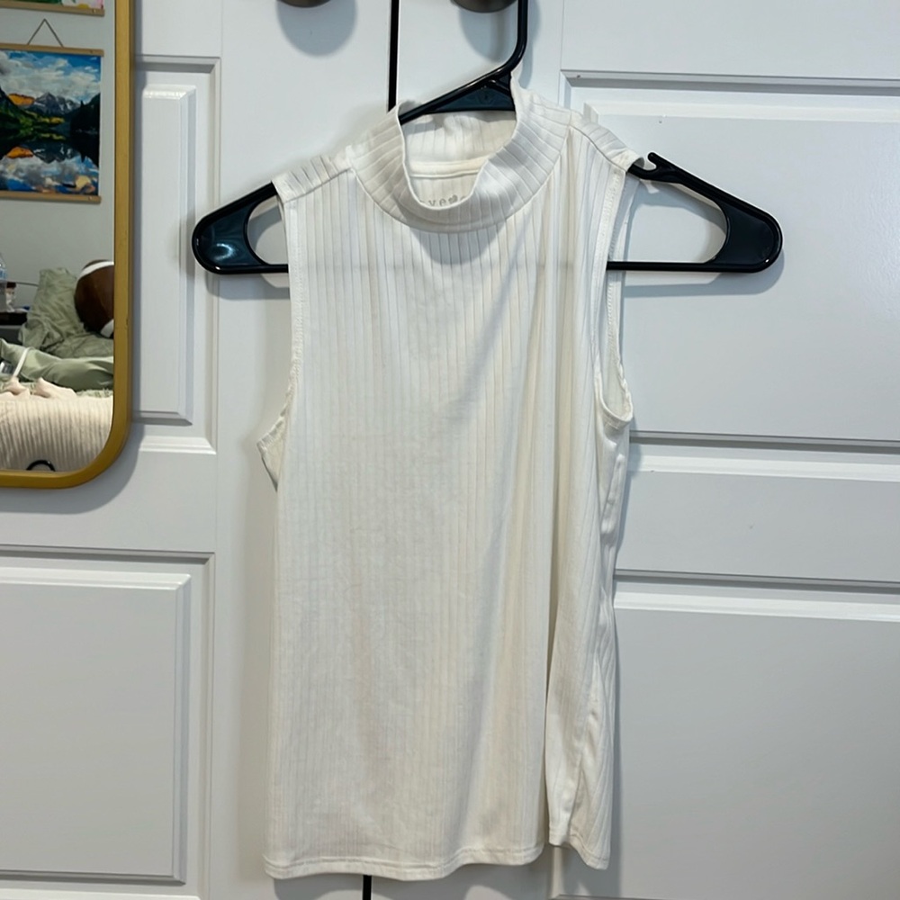 White turtle neck tank top